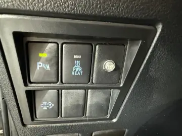 DOUBLE CAB EXECUTIVE-AUT-KAMERA-LED-RADAR-34.895