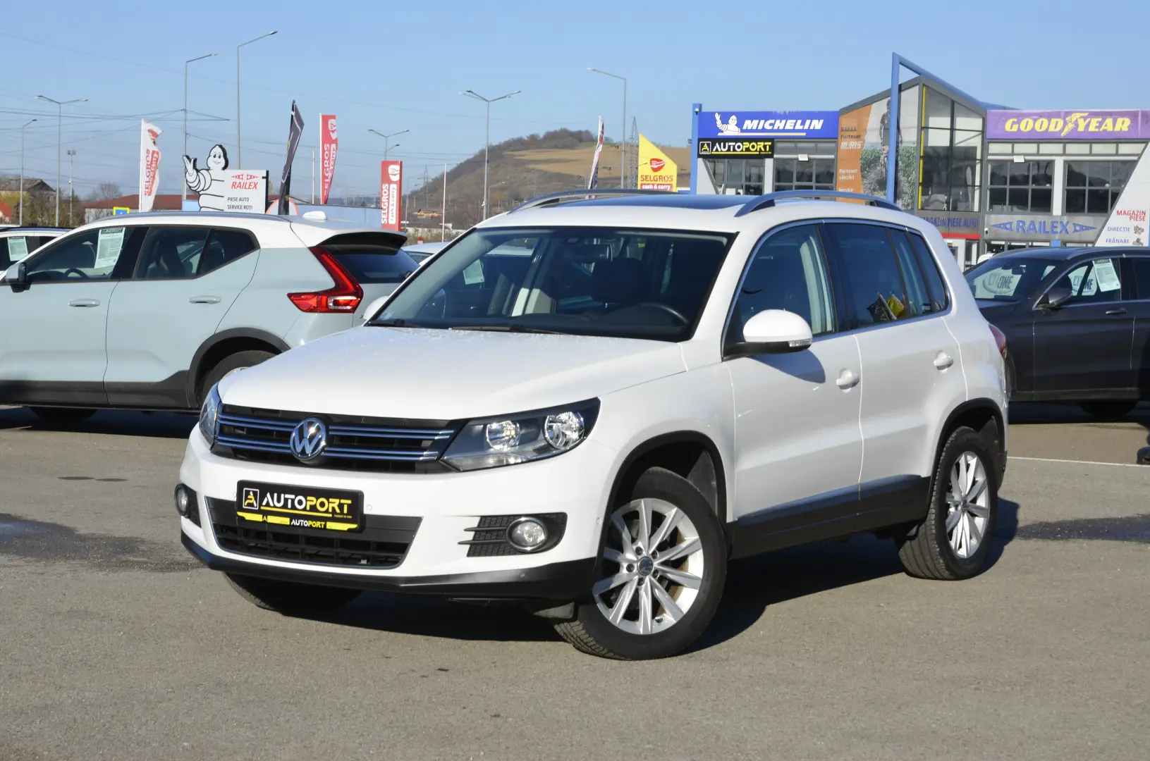 VOLKSWAGEN Tiguan 2.0 TDI 4Motion BlueMotion Carat