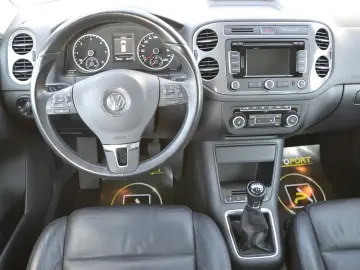 VOLKSWAGEN Tiguan 2.0 TDI 4Motion BlueMotion Carat