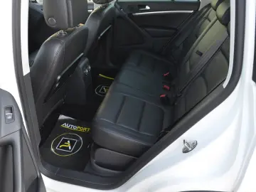 VOLKSWAGEN Tiguan 2.0 TDI 4Motion BlueMotion Carat