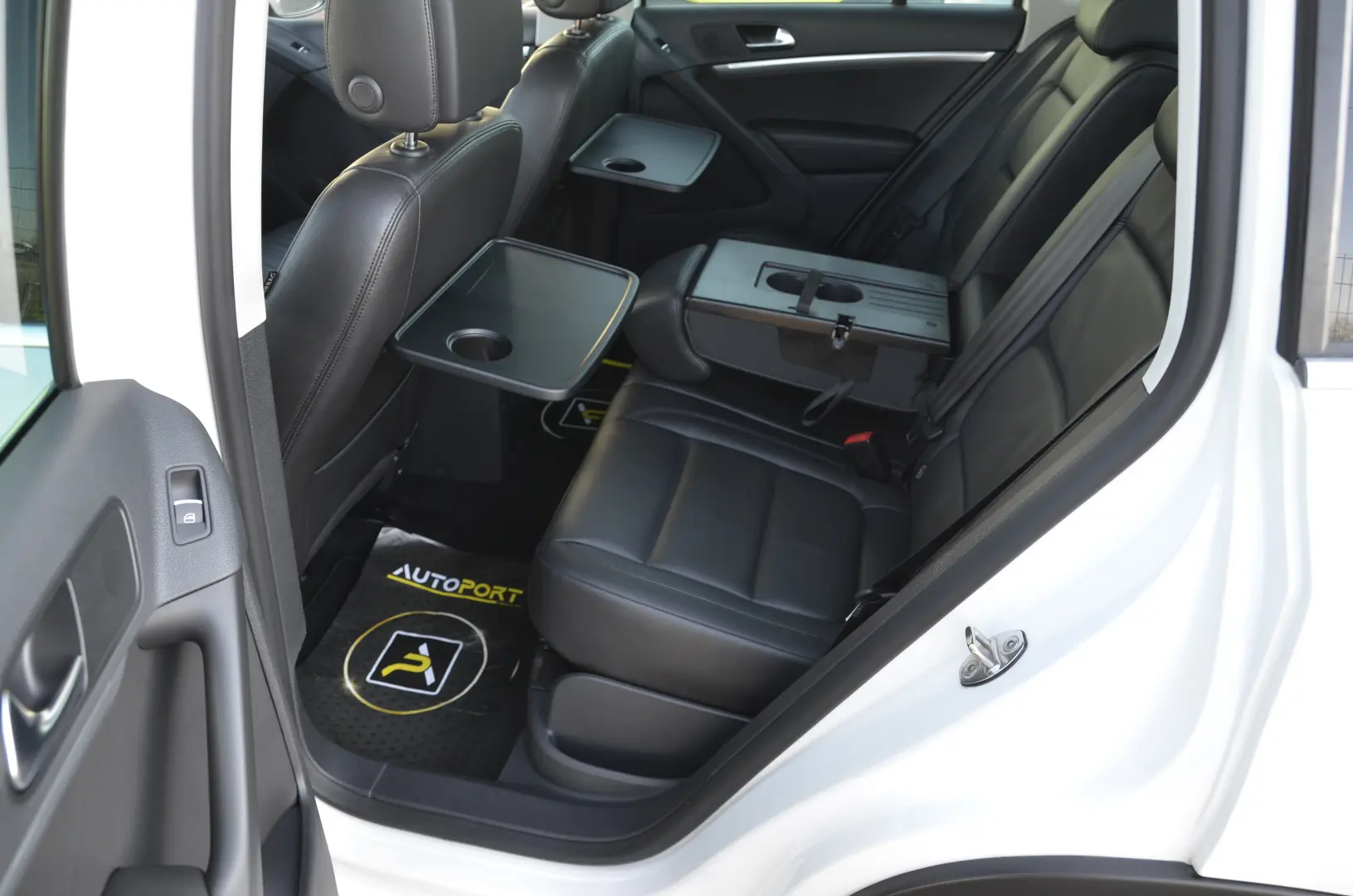 VOLKSWAGEN Tiguan 2.0 TDI 4Motion BlueMotion Carat