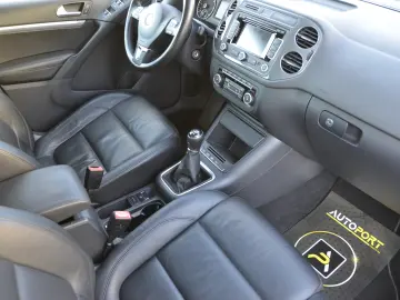 VOLKSWAGEN Tiguan 2.0 TDI 4Motion BlueMotion Carat