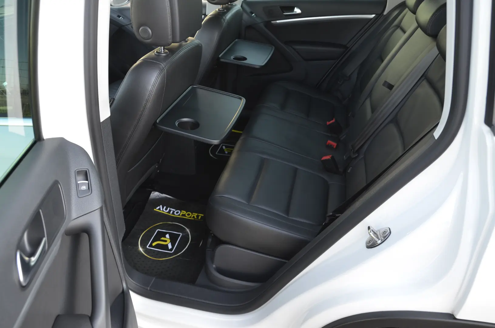 VOLKSWAGEN Tiguan 2.0 TDI 4Motion BlueMotion Carat