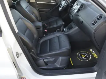 VOLKSWAGEN Tiguan 2.0 TDI 4Motion BlueMotion Carat