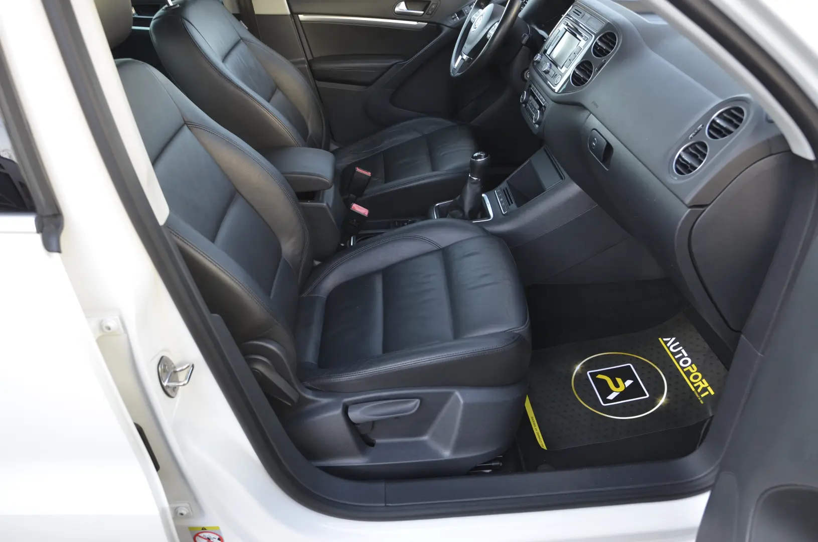 VOLKSWAGEN Tiguan 2.0 TDI 4Motion BlueMotion Carat