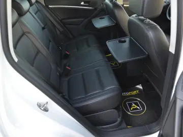 VOLKSWAGEN Tiguan 2.0 TDI 4Motion BlueMotion Carat