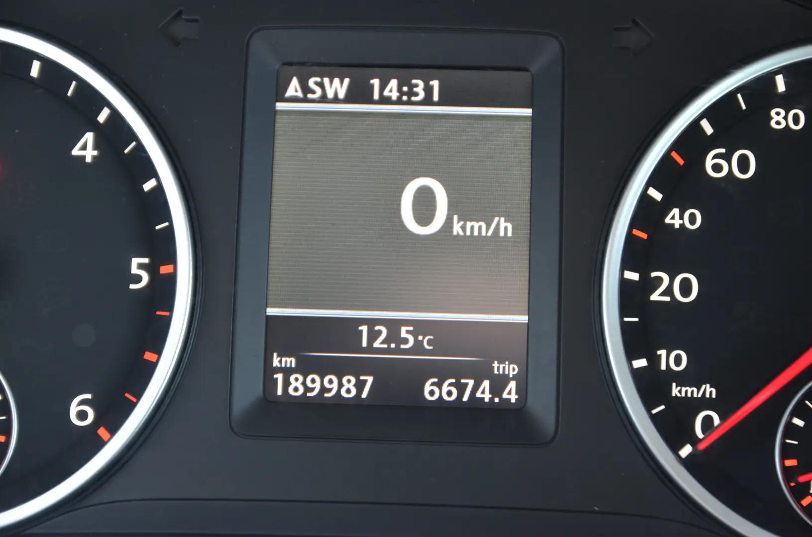 VOLKSWAGEN Tiguan 2.0 TDI 4Motion BlueMotion Carat