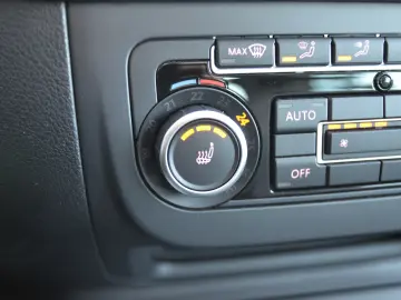 VOLKSWAGEN Tiguan 2.0 TDI 4Motion BlueMotion Carat