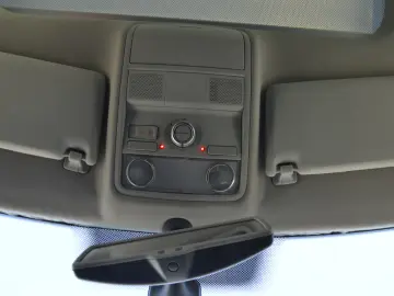 VOLKSWAGEN Tiguan 2.0 TDI 4Motion BlueMotion Carat