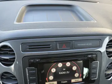 VOLKSWAGEN Tiguan 2.0 TDI 4Motion BlueMotion Carat