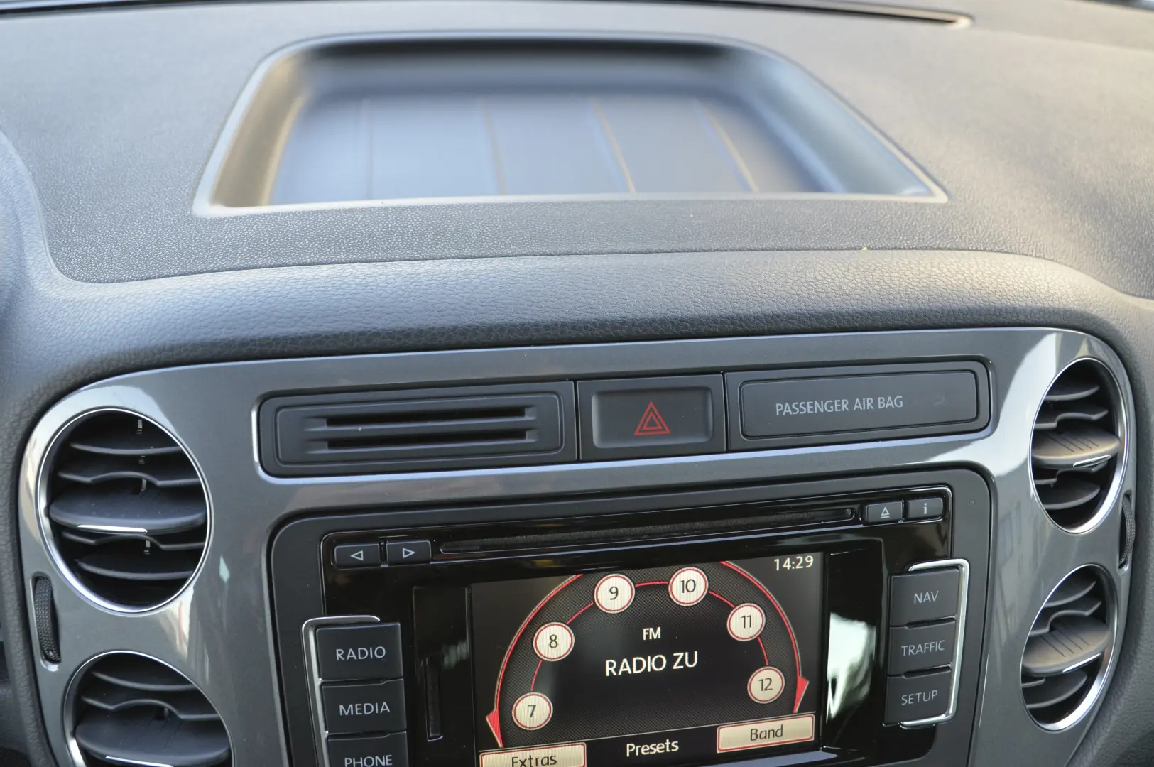 VOLKSWAGEN Tiguan 2.0 TDI 4Motion BlueMotion Carat