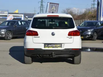 VOLKSWAGEN Tiguan 2.0 TDI 4Motion BlueMotion Carat