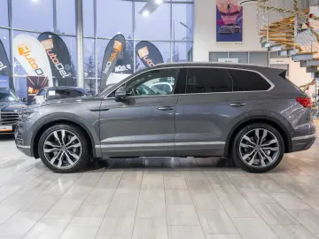 Volkswagen Touareg Elegance 4Motion 3.0 TSI Hybrid