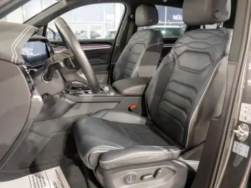 Volkswagen Touareg Elegance 4Motion 3.0 TSI Hybrid