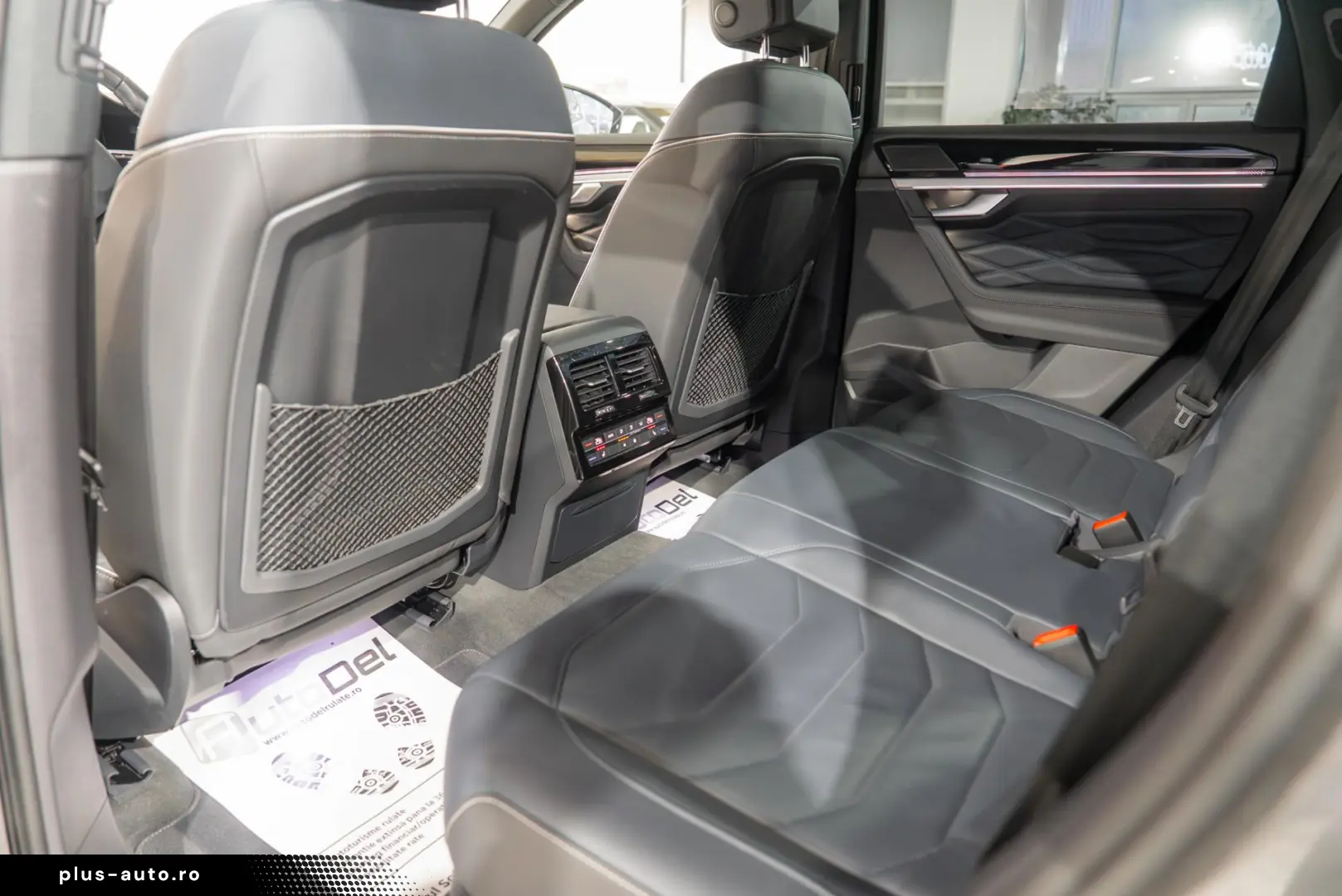 Volkswagen Touareg Elegance 4Motion 3.0 TSI Hybrid