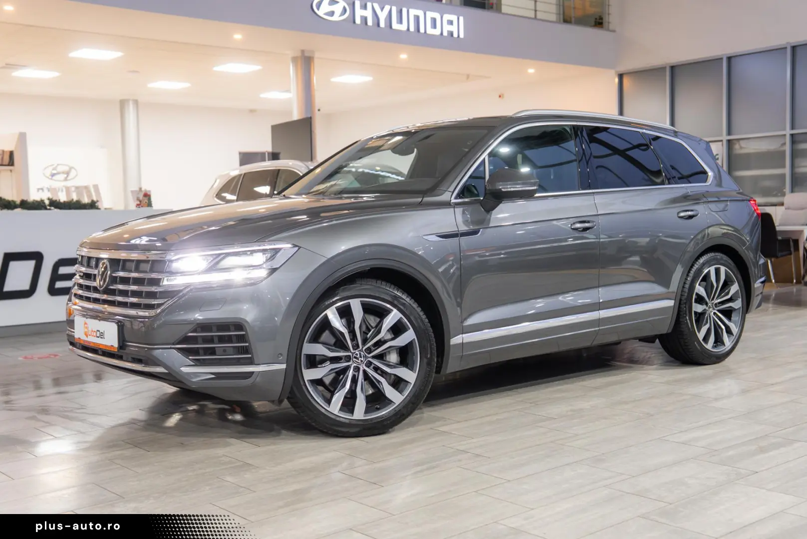 Volkswagen Touareg Elegance 4Motion 3.0 TSI Hybrid