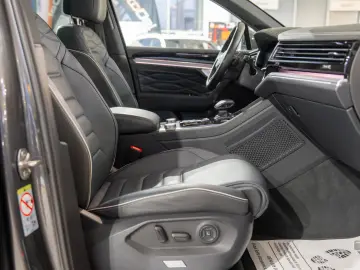 Volkswagen Touareg Elegance 4Motion 3.0 TSI Hybrid