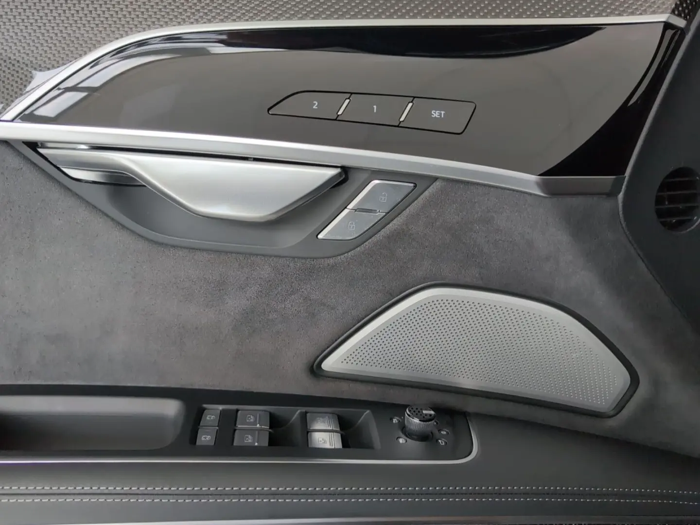 S8 TFSI quattro UPE  193 K Individual Advanced