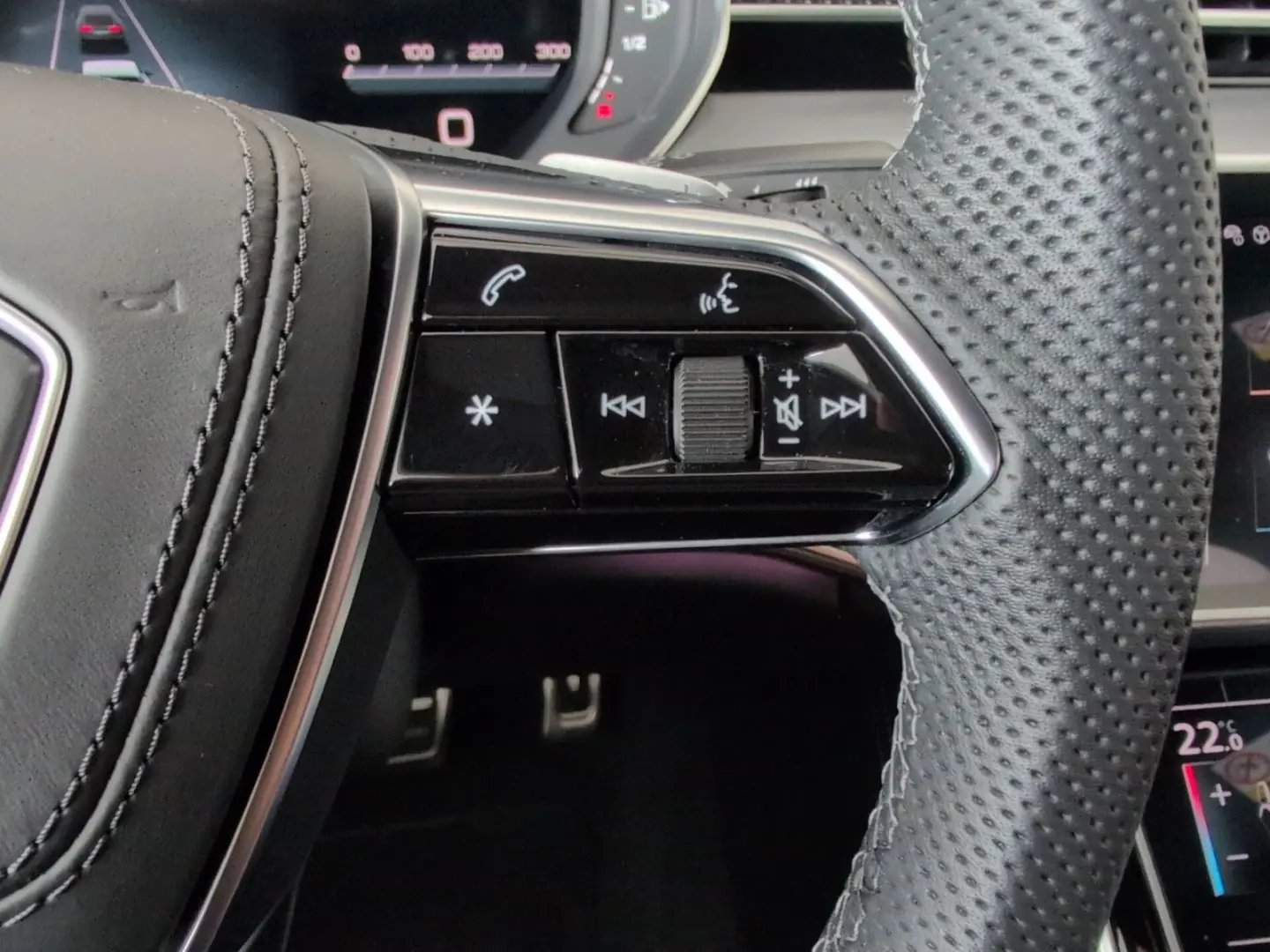 S8 TFSI quattro UPE  193 K Individual Advanced