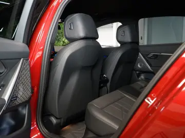 550e xDRIVE BOWERS HUD 360