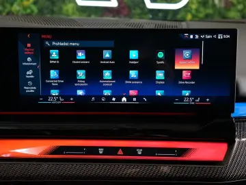 550e xDRIVE BOWERS HUD 360