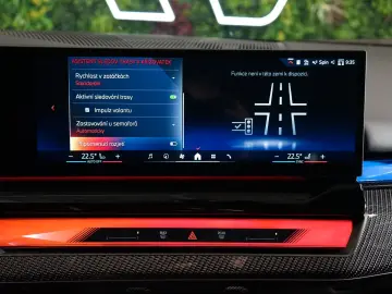 550e xDRIVE BOWERS HUD 360