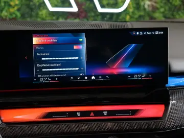 550e xDRIVE BOWERS HUD 360