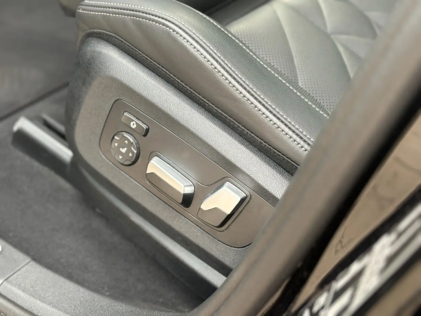 X6 30 d xDrive M Sport HK Memory  Pano