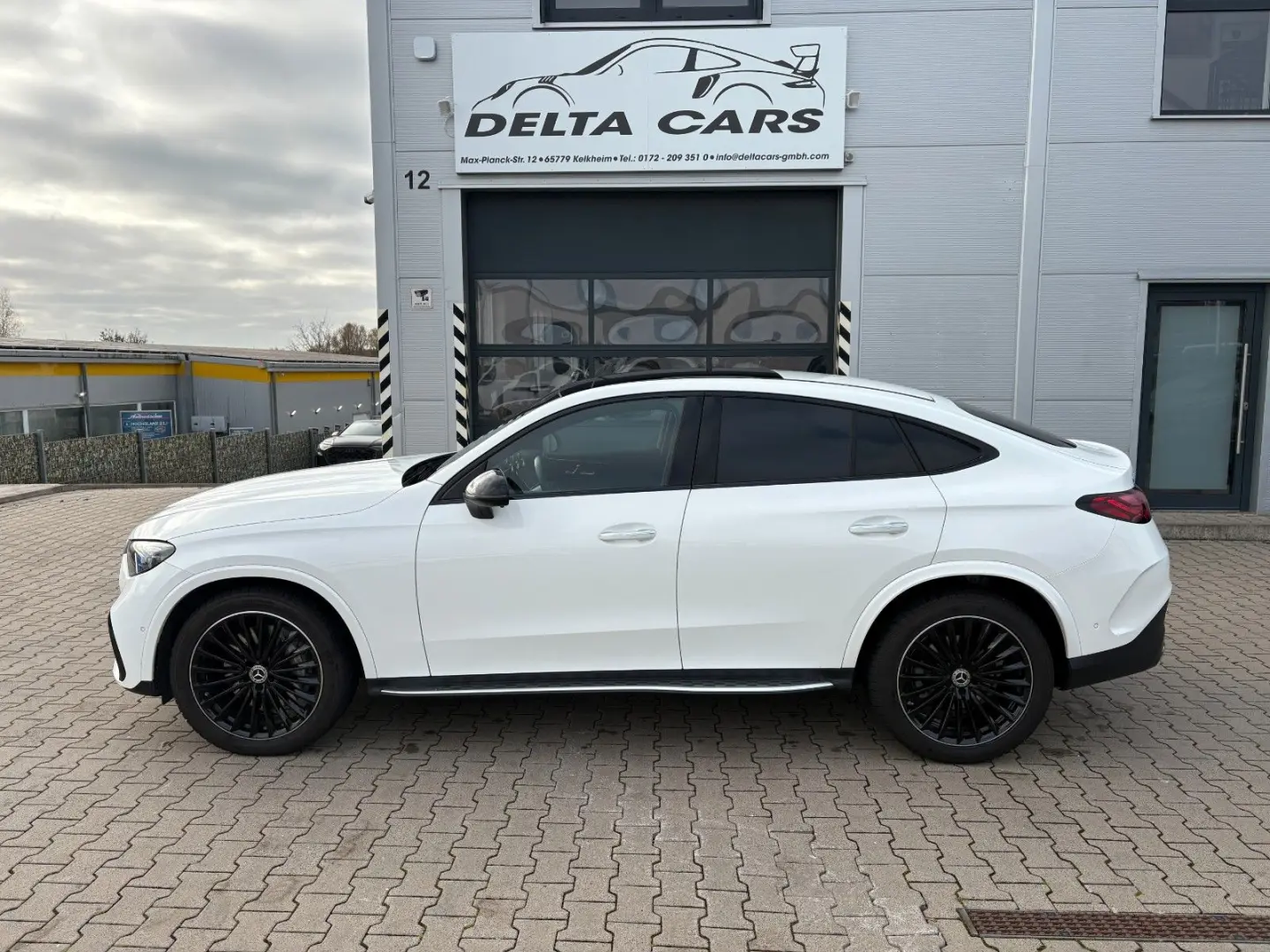 GLC 300 d 4M Coupe  AMG Line Pano Burmester 360