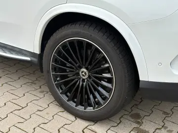 GLC 300 d 4M Coupe  AMG Line Pano Burmester 360