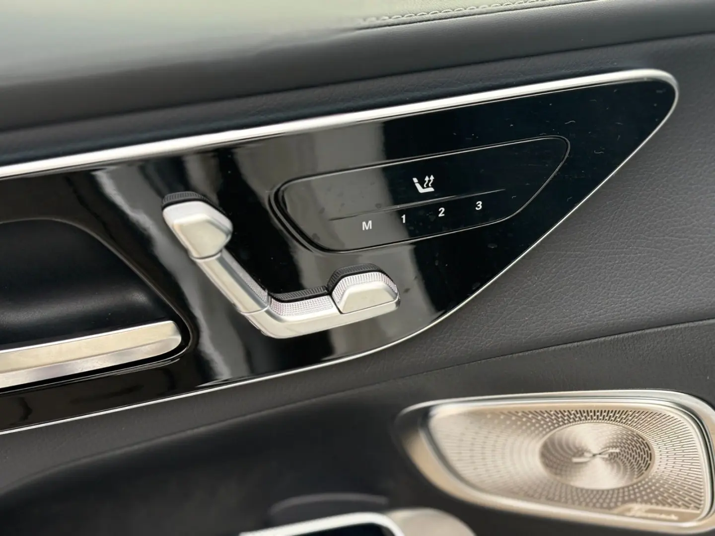 GLC 300 d 4M Coupe  AMG Line Pano Burmester 360