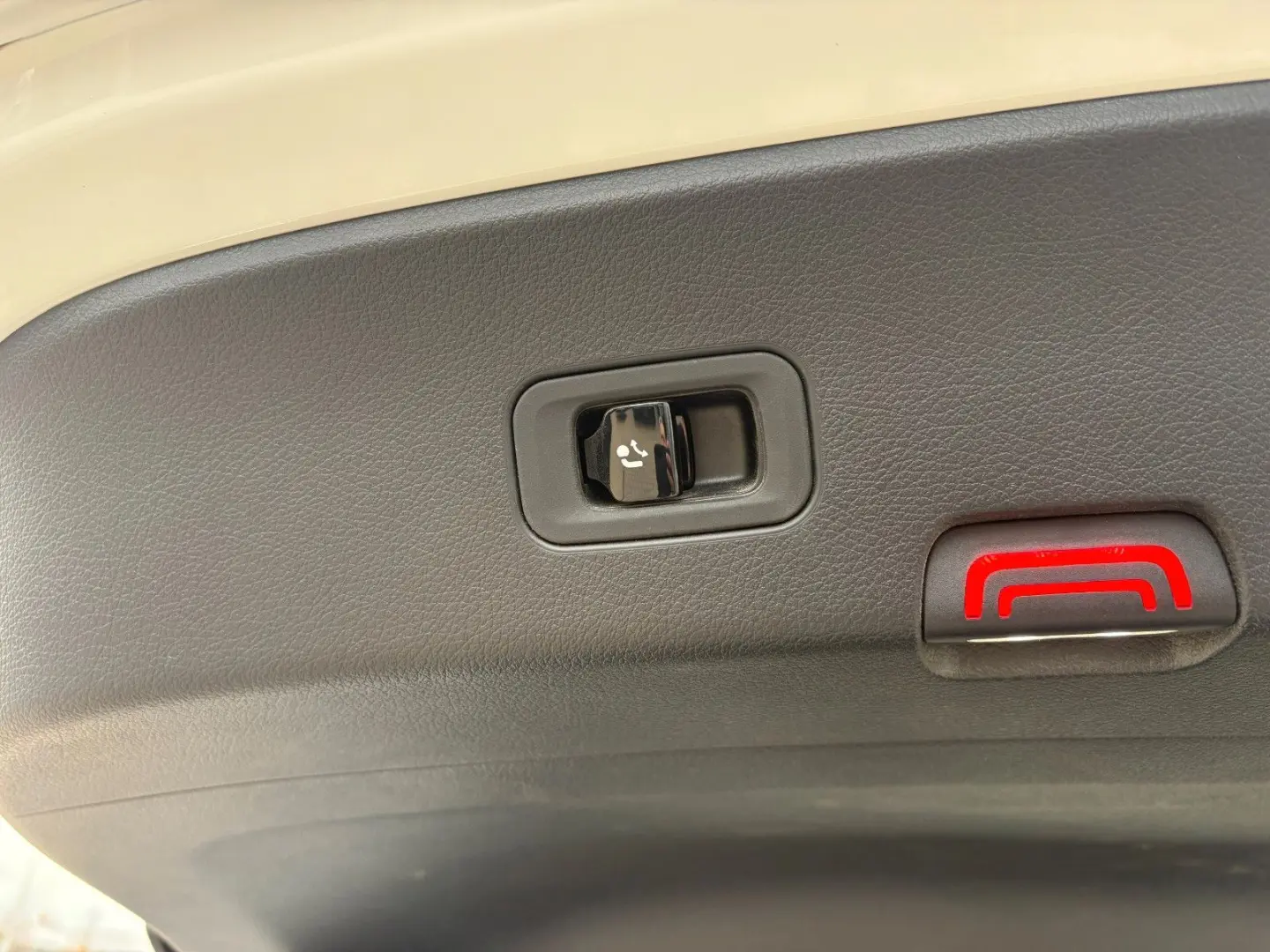 GLC 300 d 4M Coupe  AMG Line Pano Burmester 360