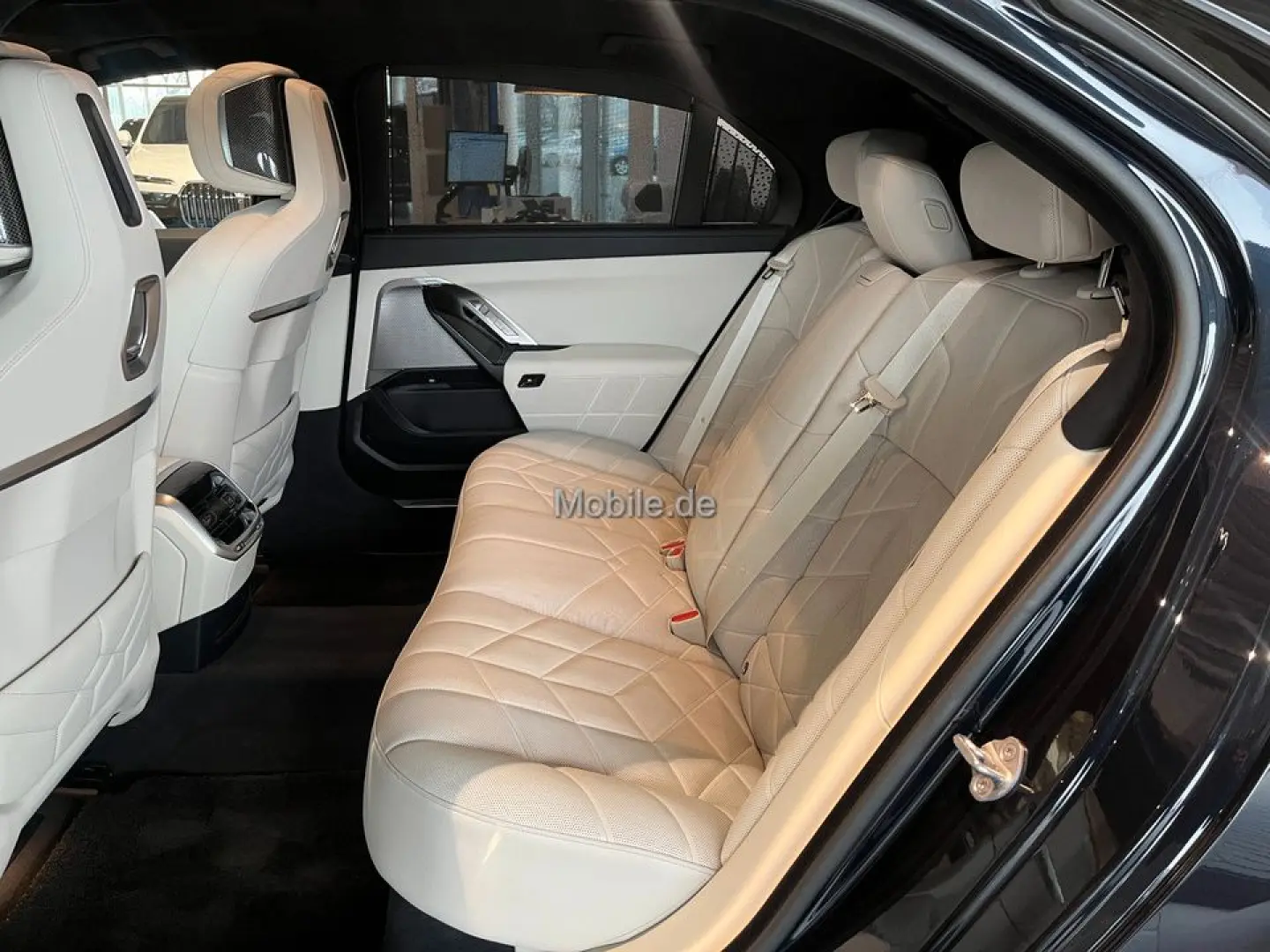 750e xDrive M Sportpaket Innovationsp. Durchlade