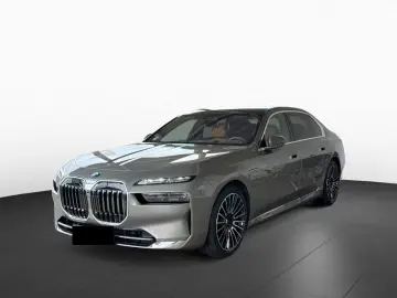 750e xDrive TV Kristall Aut.Türen B&W Executive