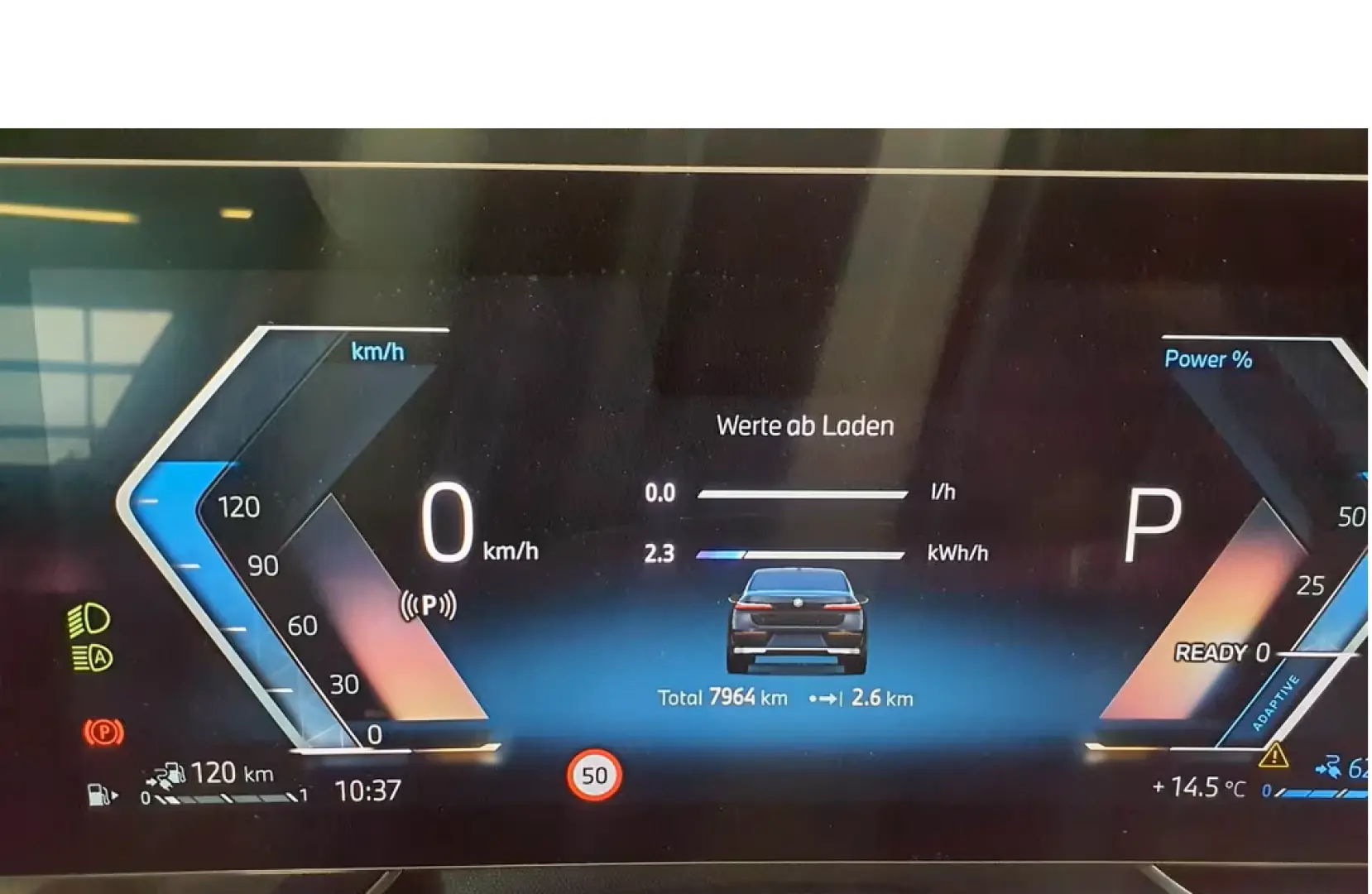 750e xDrive TV AUTOMATIC DOORS LOUNGE SEATING