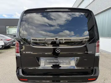 Mercedes-Benz V 300 L 4MATIC EXCLUSIVE AMG BEJ