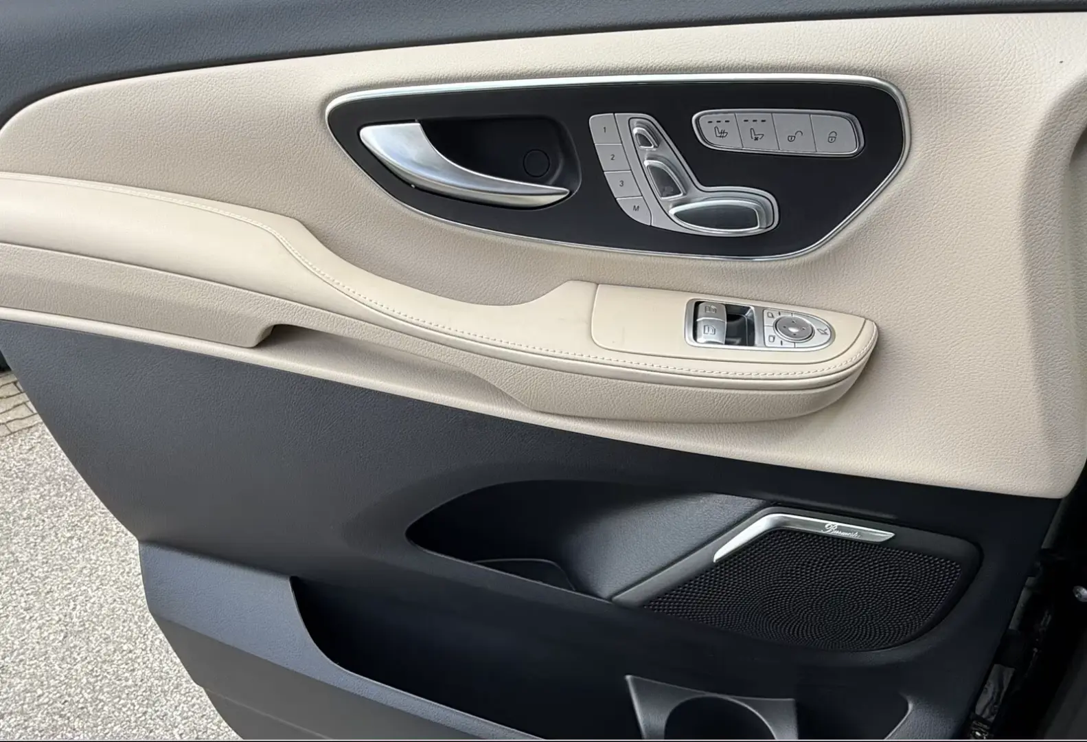 Mercedes-Benz V 300 L 4MATIC EXCLUSIVE AMG BEJ