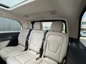 Mercedes-Benz V 300 L 4MATIC EXCLUSIVE AMG BEJ