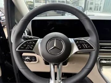 Mercedes-Benz V 300 L 4MATIC EXCLUSIVE AMG BEJ