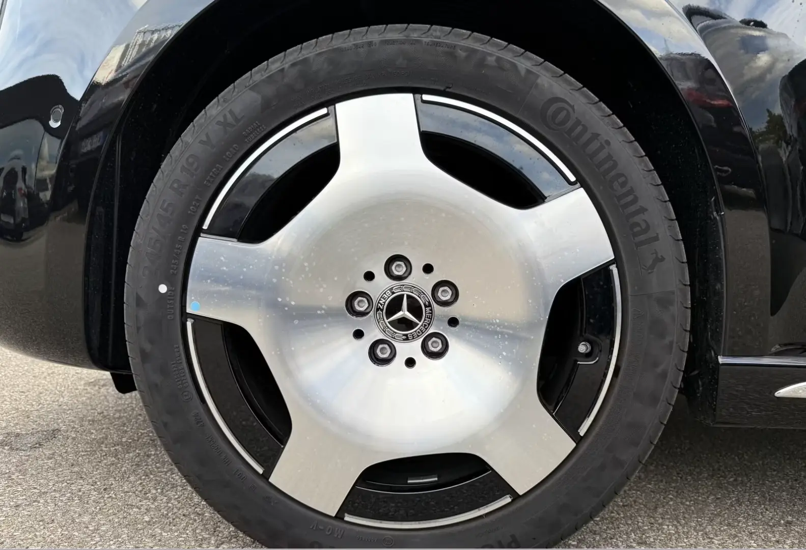 Mercedes-Benz V 300 L 4MATIC EXCLUSIVE AMG BEJ