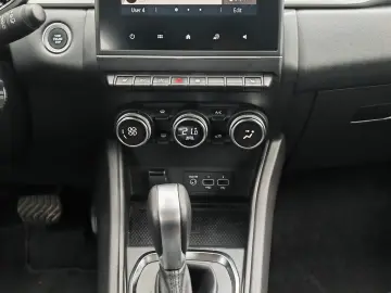 Renault Captur E-Tech Plug-in Hybrid