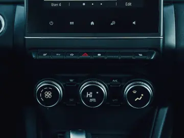 Renault Captur E-Tech Plug-in Hybrid