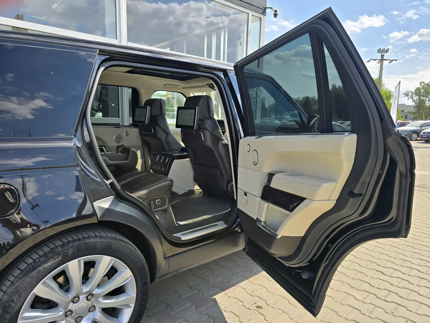 Land Rover Range Rover 340 CP  SV Autobiography