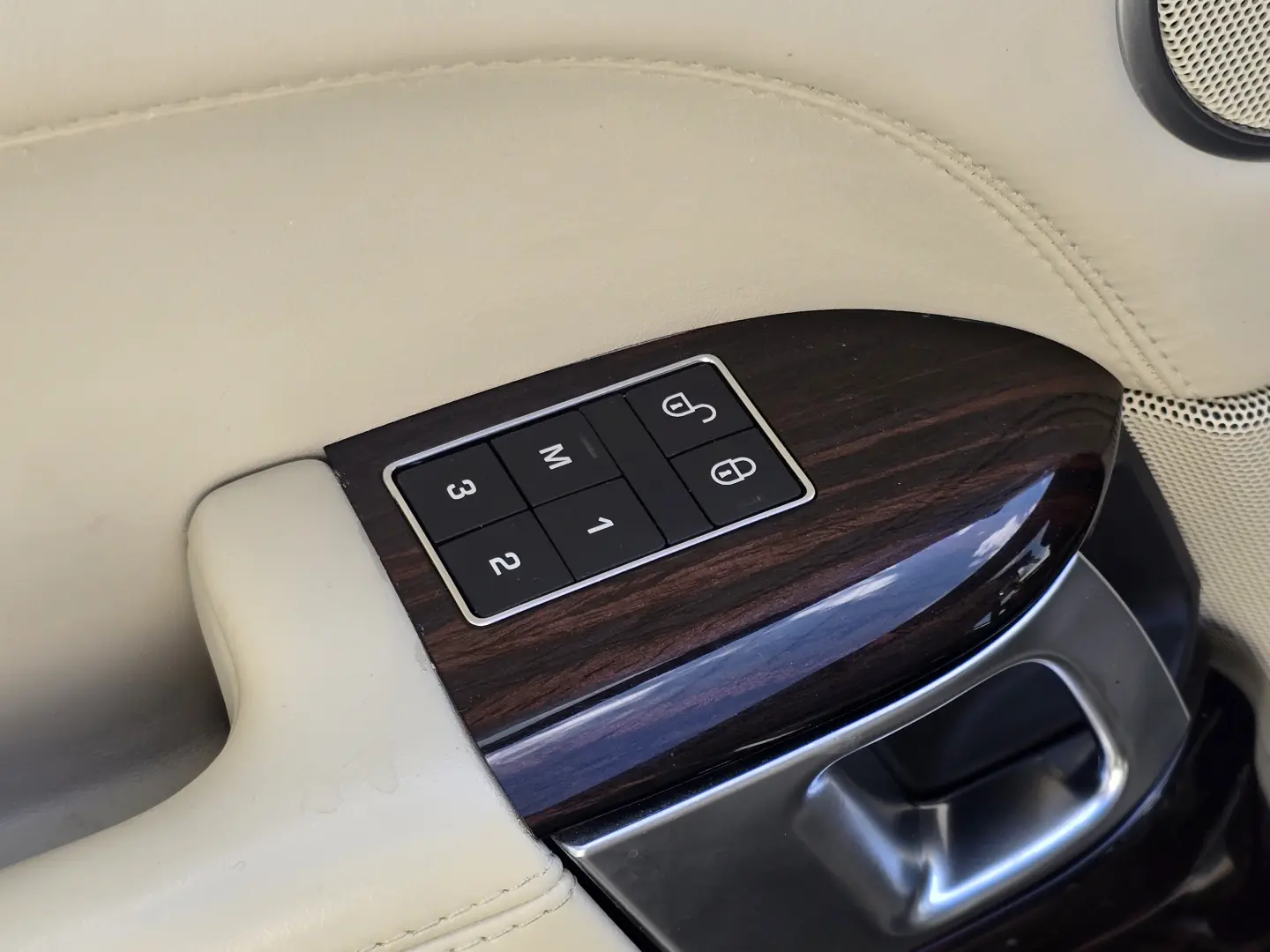 Land Rover Range Rover 340 CP  SV Autobiography