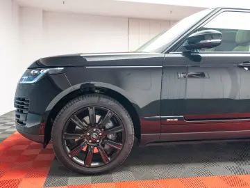 Land Rover Range Rover Vogue – 350 cp