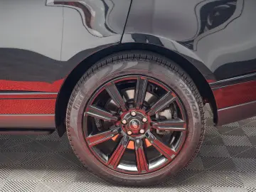 Land Rover Range Rover Vogue – 350 cp