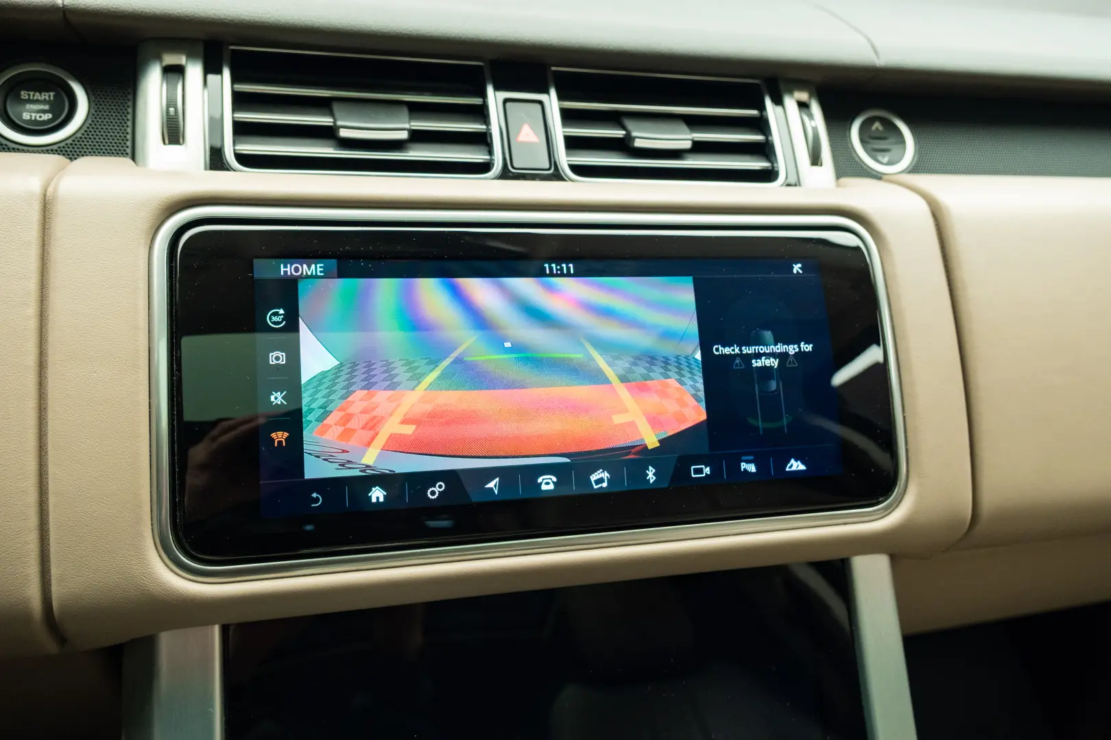 Land Rover Range Rover Vogue – 350 cp