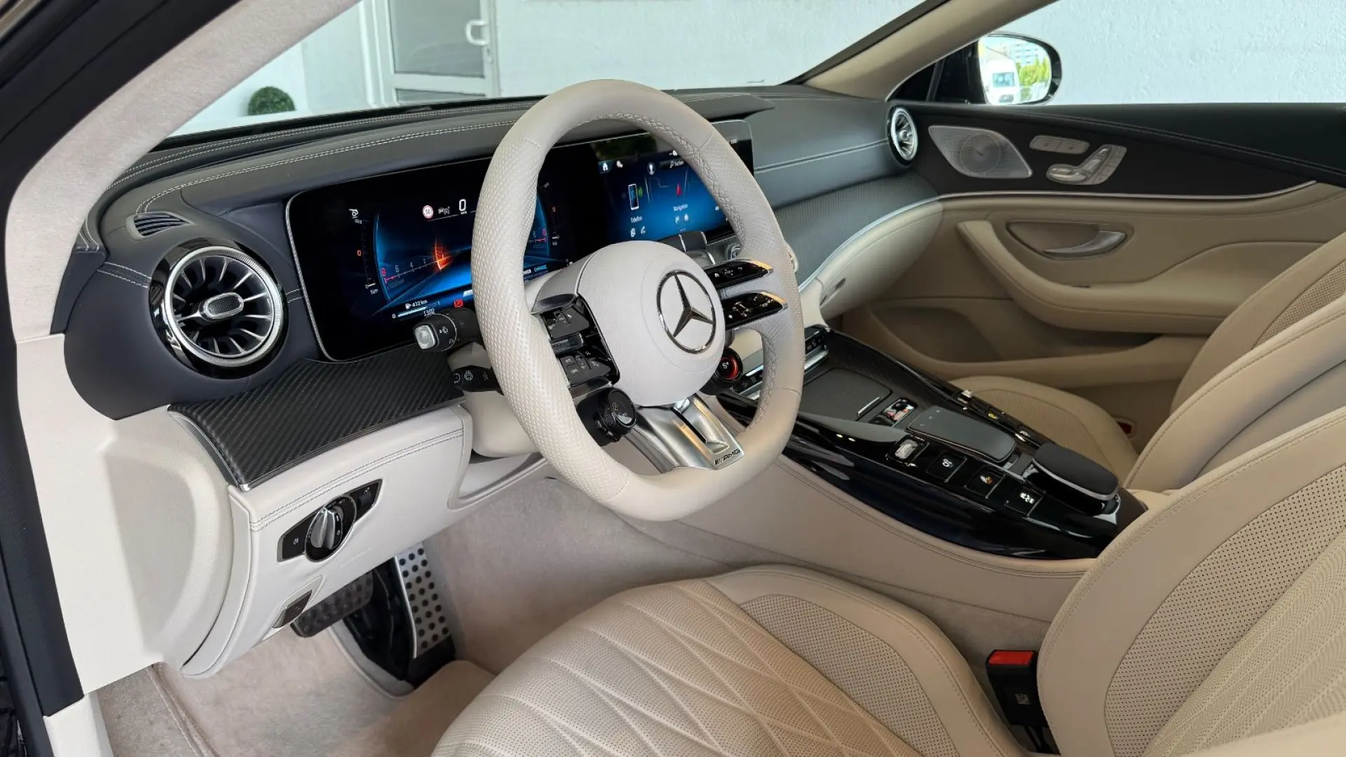 AMG GT 53 4M  DESIGNO HUD PANO MBUX NIGHT-PII