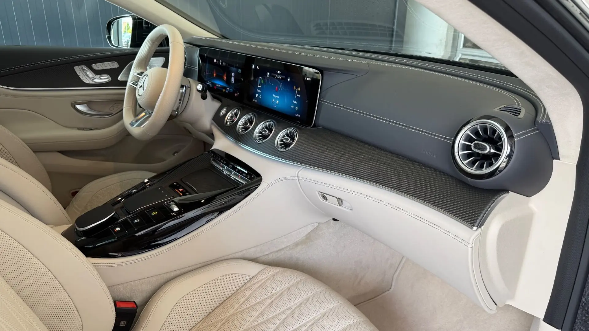 AMG GT 53 4M  DESIGNO HUD PANO MBUX NIGHT-PII