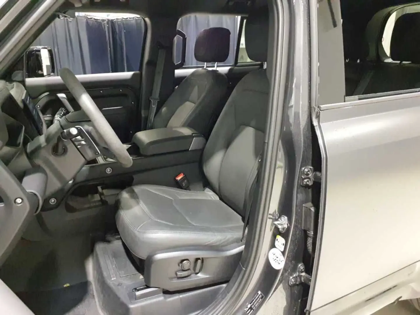 Defender 110 V8 Carpathian Edition Pano 360  ACC